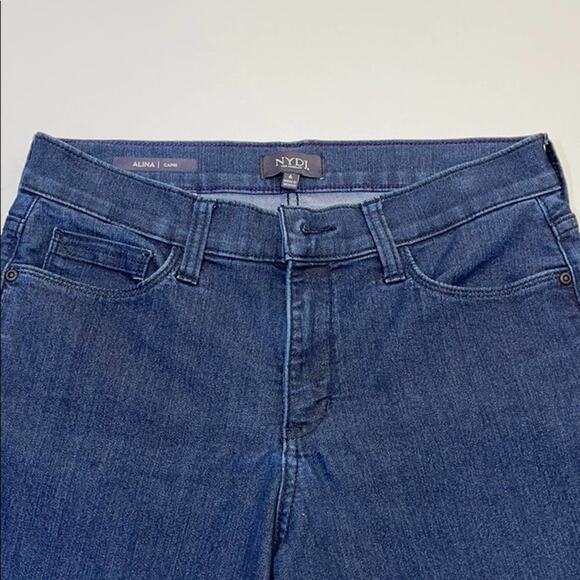 NYDJ Womens 6 ALINA BLUE JEAN CAPRI - LIFT TUCK - Picture 2 of 4